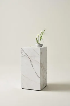 Shop ANZIO Sivupöytä - Korkeus 80 Cm Pöydät
