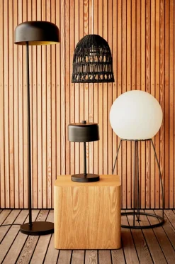 Clearance CUBO Sivupöydät 30x30 Cm, 40x40 Cm, 2/pakk. Pöydät