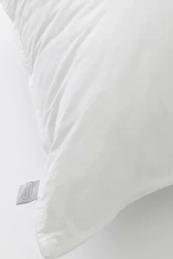 Best Sale DAWN Tyyny - Kiinteä 90x50 Cm Peitot & Tyynyt