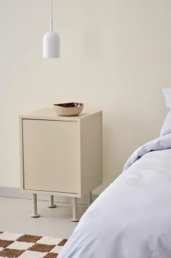 Clearance KIPP Yöpöytä Säilytys