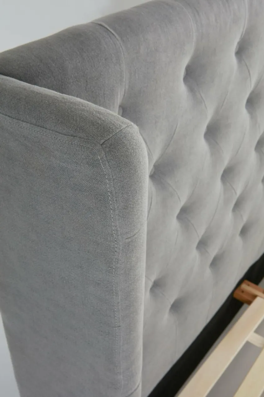 Outlet SKENE LYX Sängynrunko 180 Cm Sängynrungot